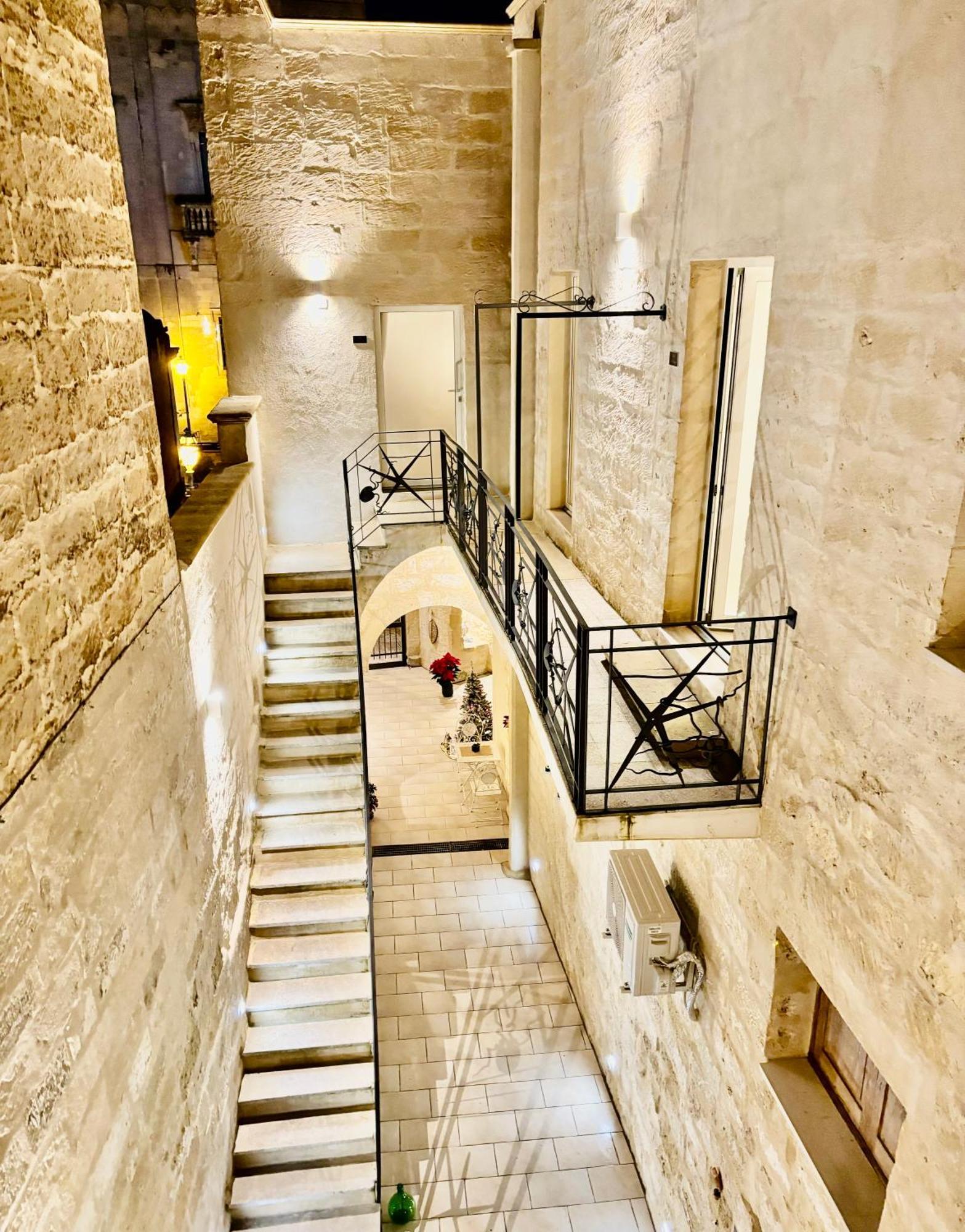 Palazzo Storico Riccardi Rollo Apartment San Cesario di Lecce Exterior foto